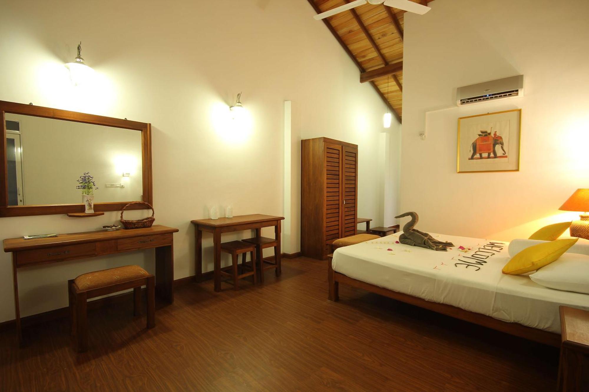 Laluna Ayurveda Resort Bentota Phòng bức ảnh